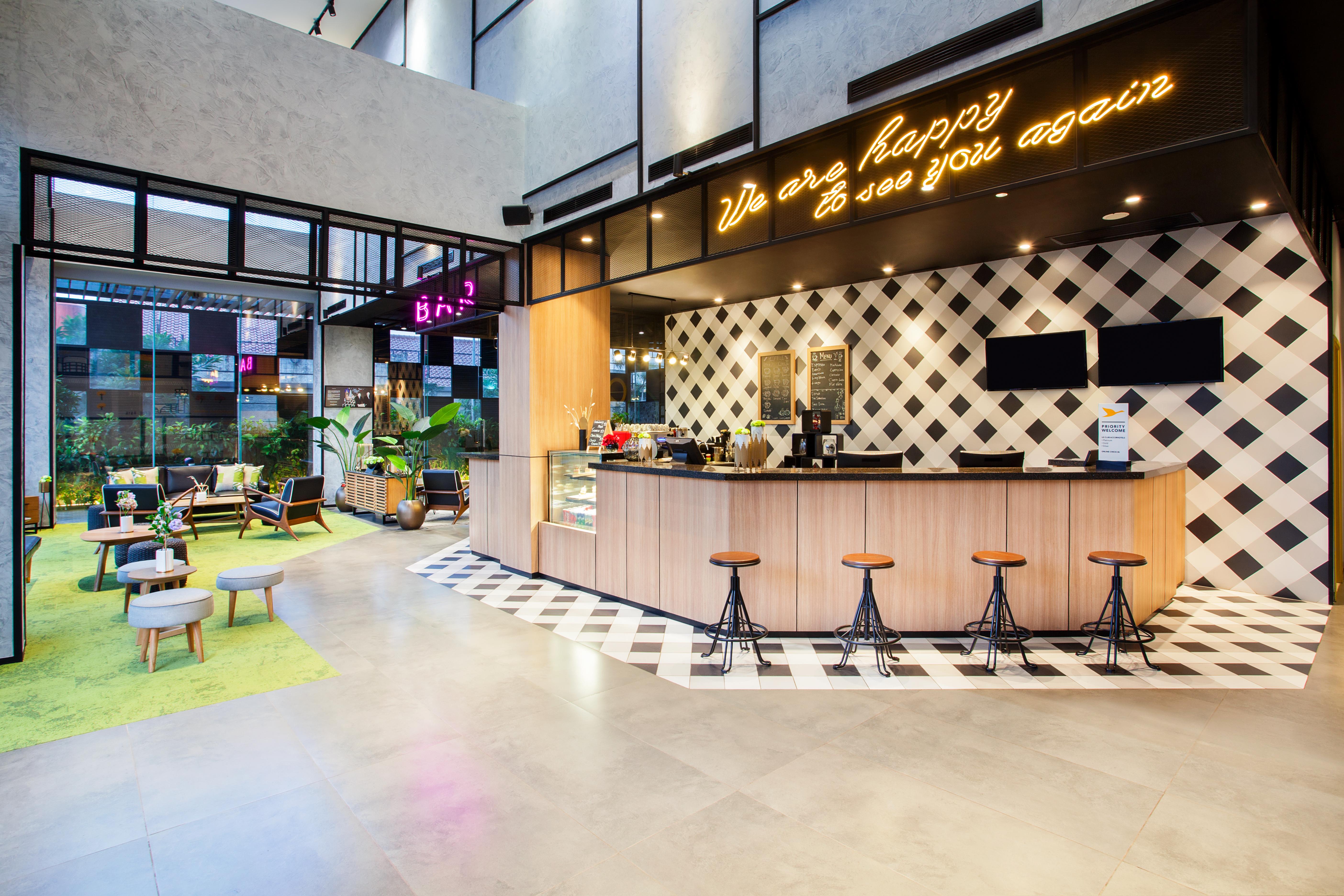 Ibis Styles Bekasi Jatibening Hotel Buitenkant foto
